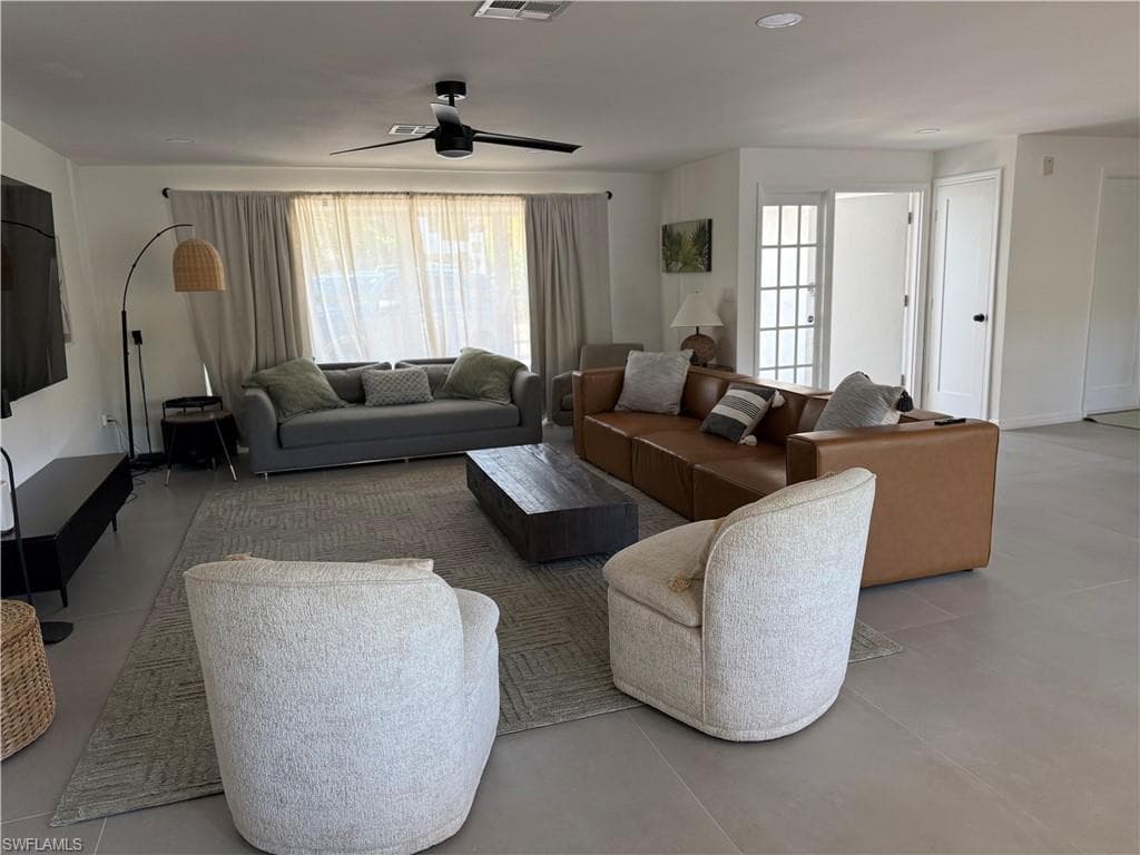 514 14th ST N, NAPLES FL 34102-21