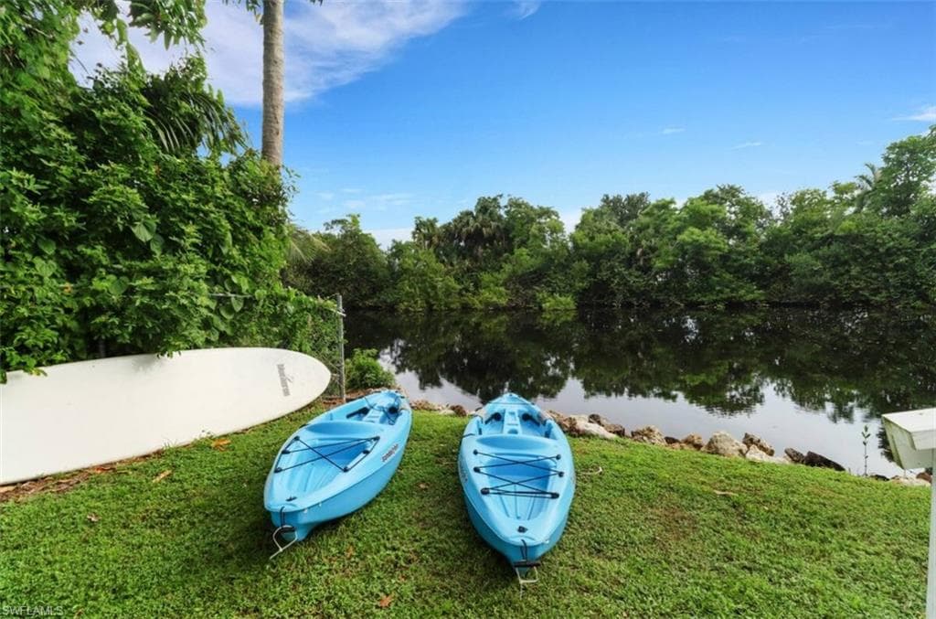 514 14th ST N, NAPLES FL 34102-18