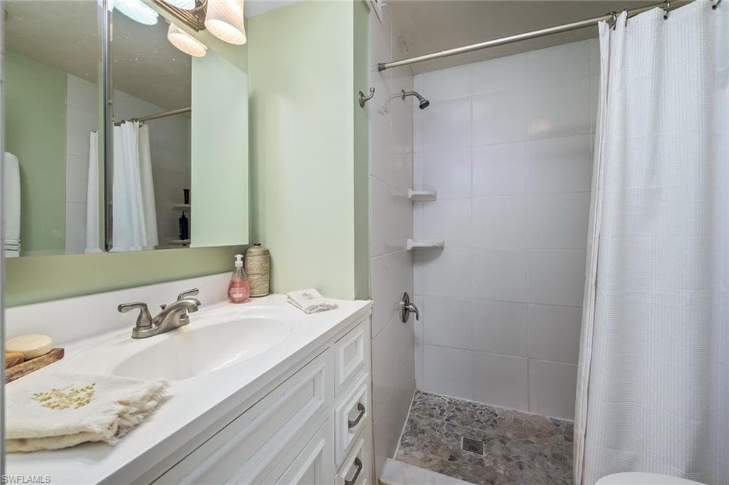 9639 Eaton Gardens LN # 3, FORT MYERS FL 33919-11