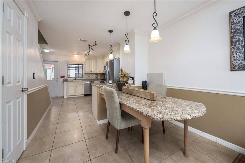 9639 Eaton Gardens LN # 3, FORT MYERS FL 33919-4