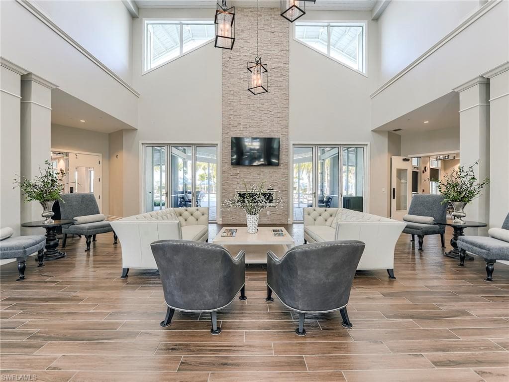 10641 Jackson Square DR-40