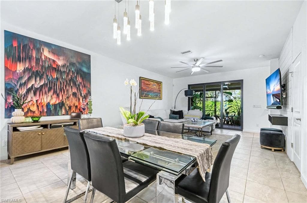 13045 Pembroke DR, NAPLES FL 34105-12