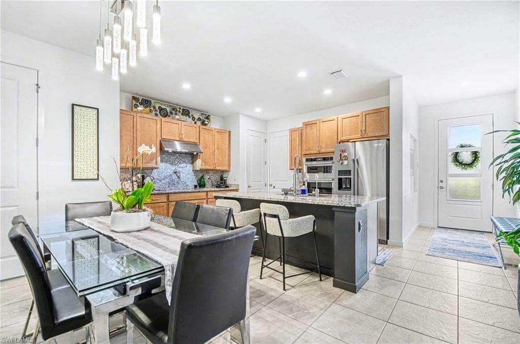 13045 Pembroke DR, NAPLES FL 34105-10