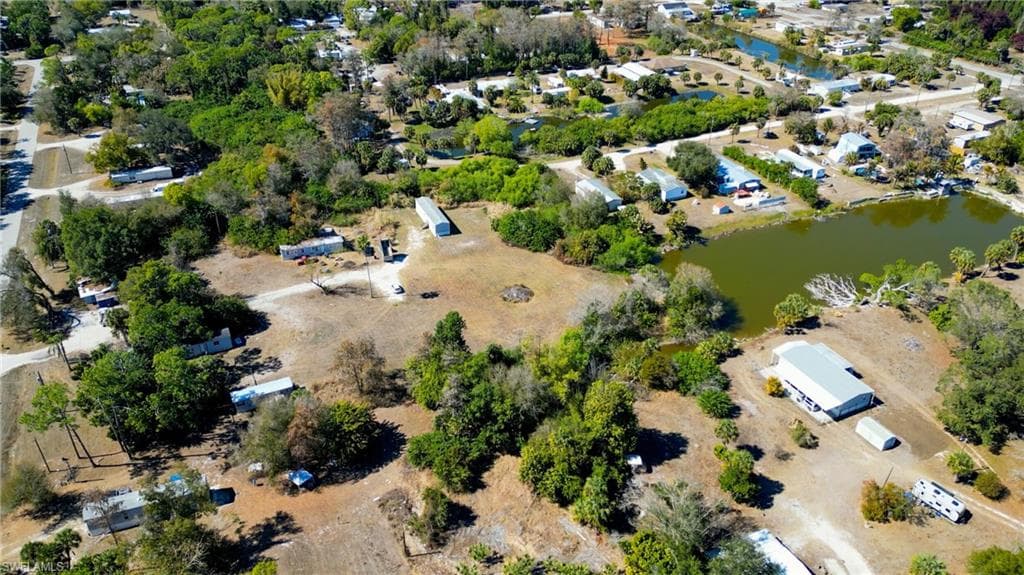 7711 Suncoast DR, NORTH FORT MYERS FL 33917-48