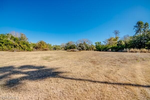 7711 Suncoast DR, NORTH FORT MYERS FL 33917-18