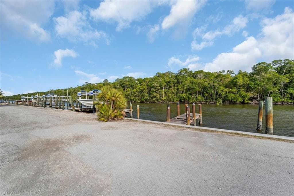 825 Copeland # 21, EVERGLADES CITY FL 34139-16