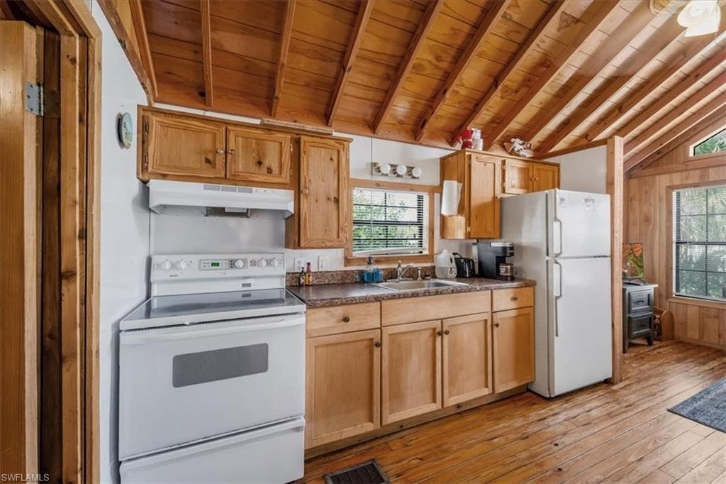 825 Copeland # 21, EVERGLADES CITY FL 34139-4