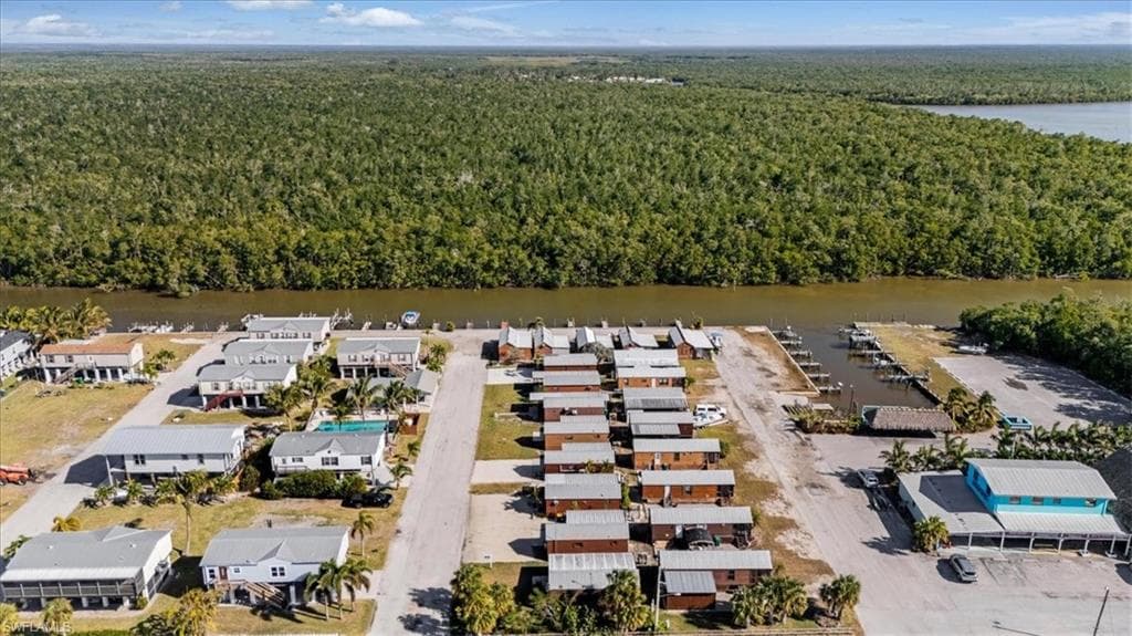 825 Copeland # 21, EVERGLADES CITY FL 34139-14