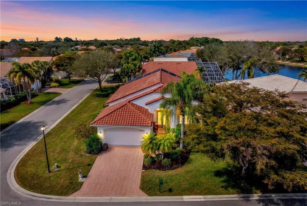 20515 Foxworth CIR-25