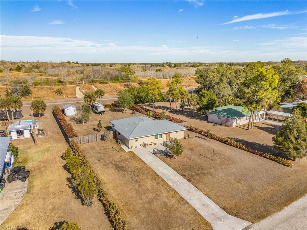 985 Quail Run, FORT DENAUD FL 33935-26