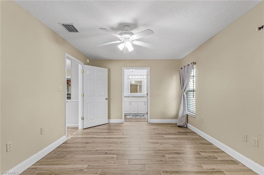 985 Quail Run, FORT DENAUD FL 33935-16