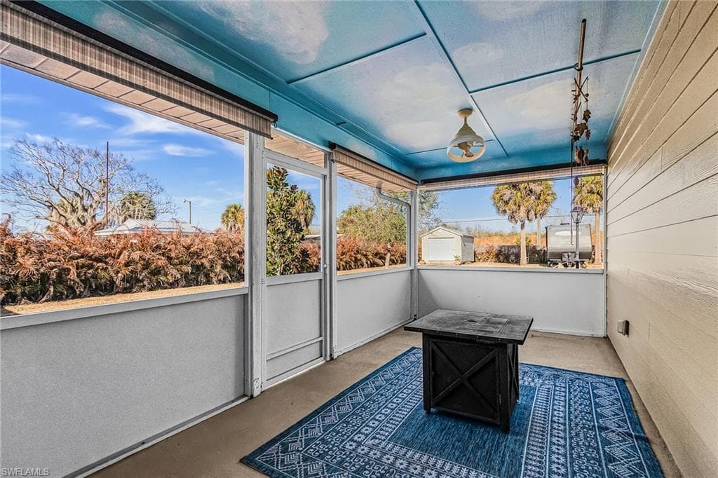 985 Quail Run, FORT DENAUD FL 33935-21