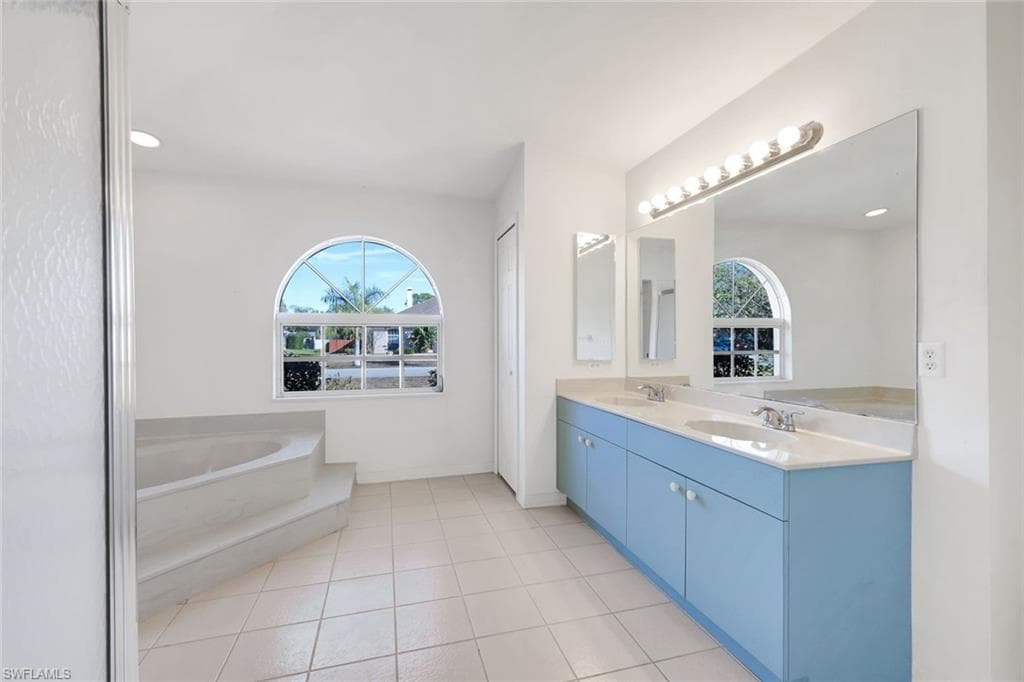 6740 Blake Pledger CT, NORTH FORT MYERS FL 33917-11