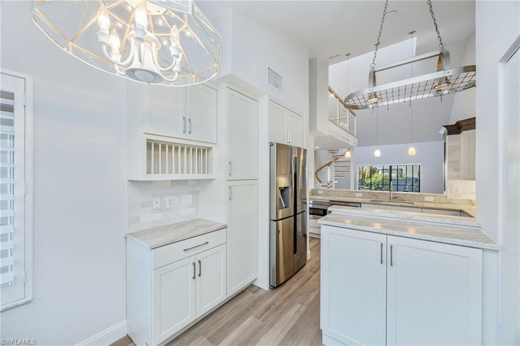 121 Bears Paw TRL, NAPLES FL 34105-5