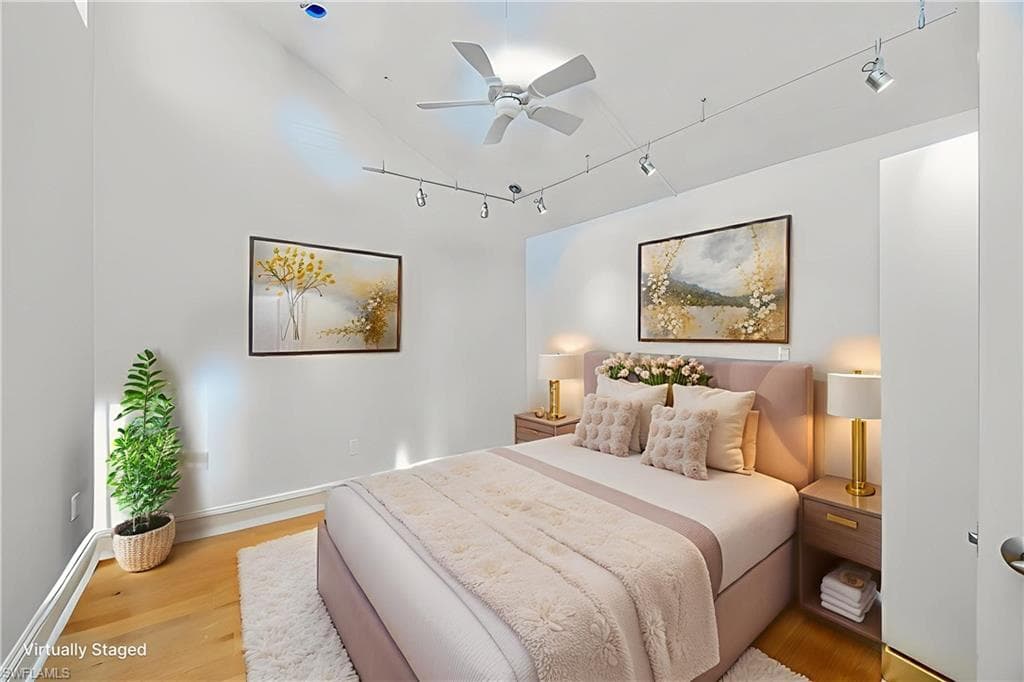 121 Bears Paw TRL, NAPLES FL 34105-19