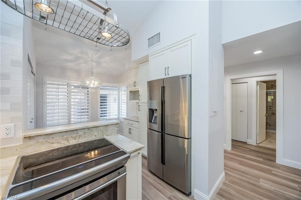 121 Bears Paw TRL, NAPLES FL 34105-23