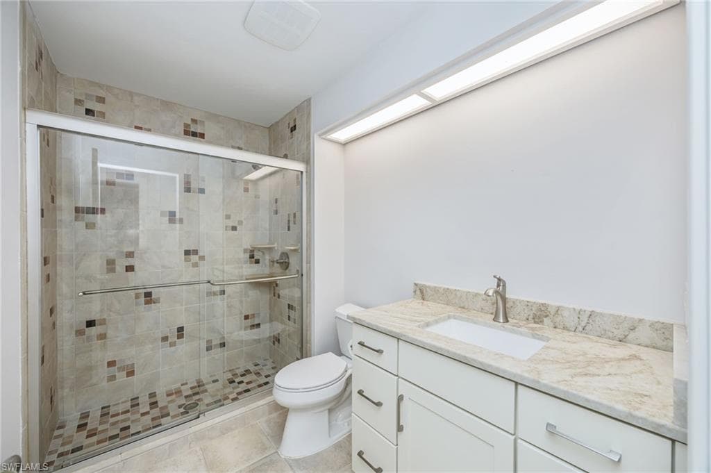 121 Bears Paw TRL, NAPLES FL 34105-18