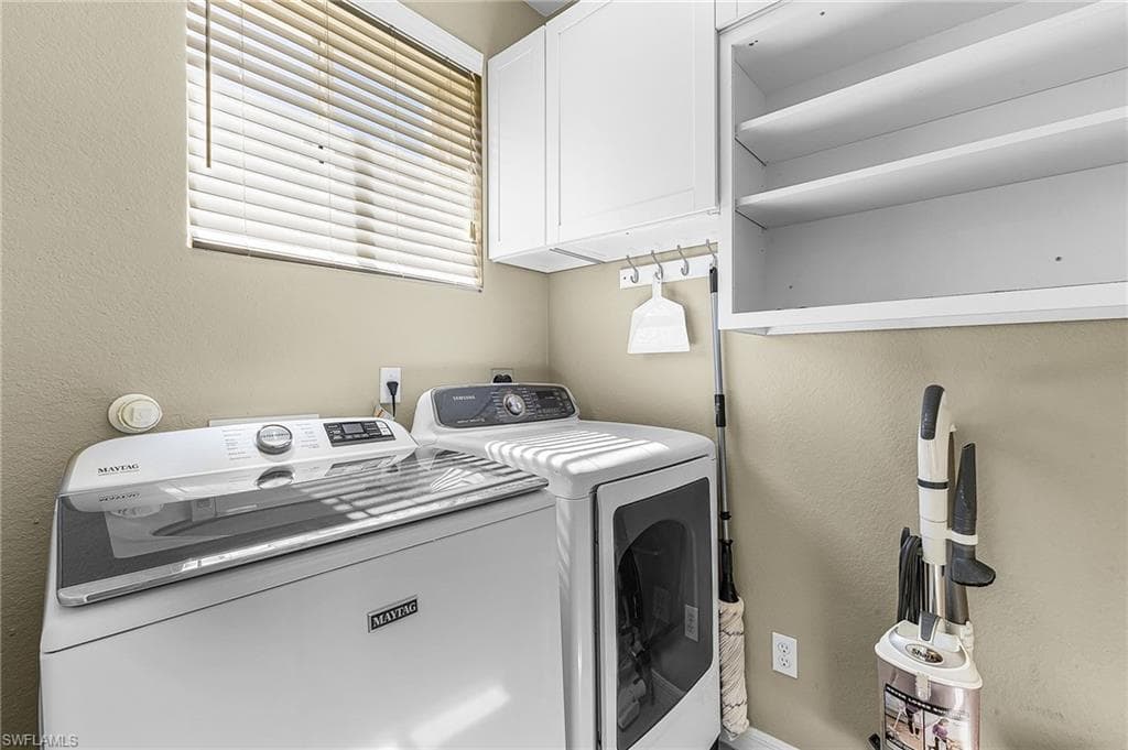 3343 Dandolo CIR, CAPE CORAL FL 33909-6