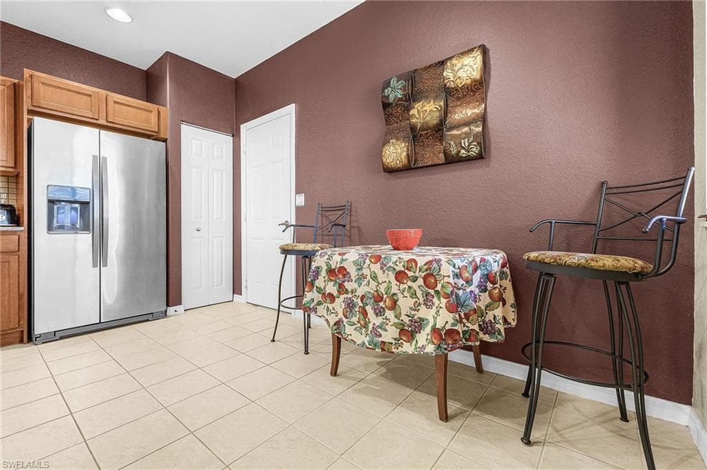 3343 Dandolo CIR, CAPE CORAL FL 33909-4