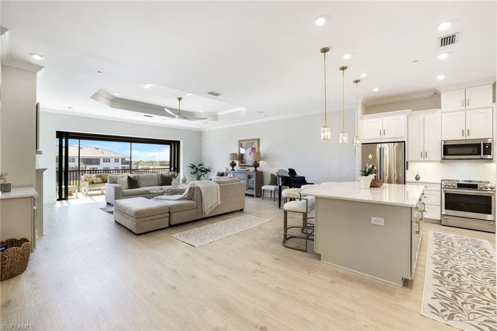 15336 Lucerna ST 203-12