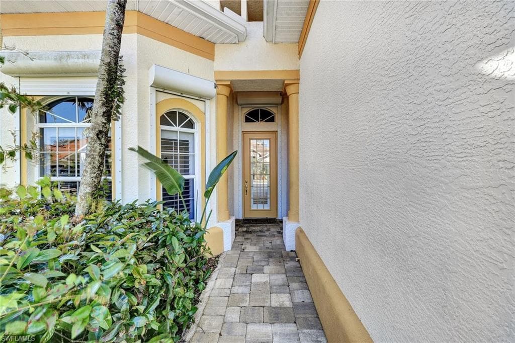 12646 Hunters Lakes CT, BONITA SPRINGS FL 34135-2