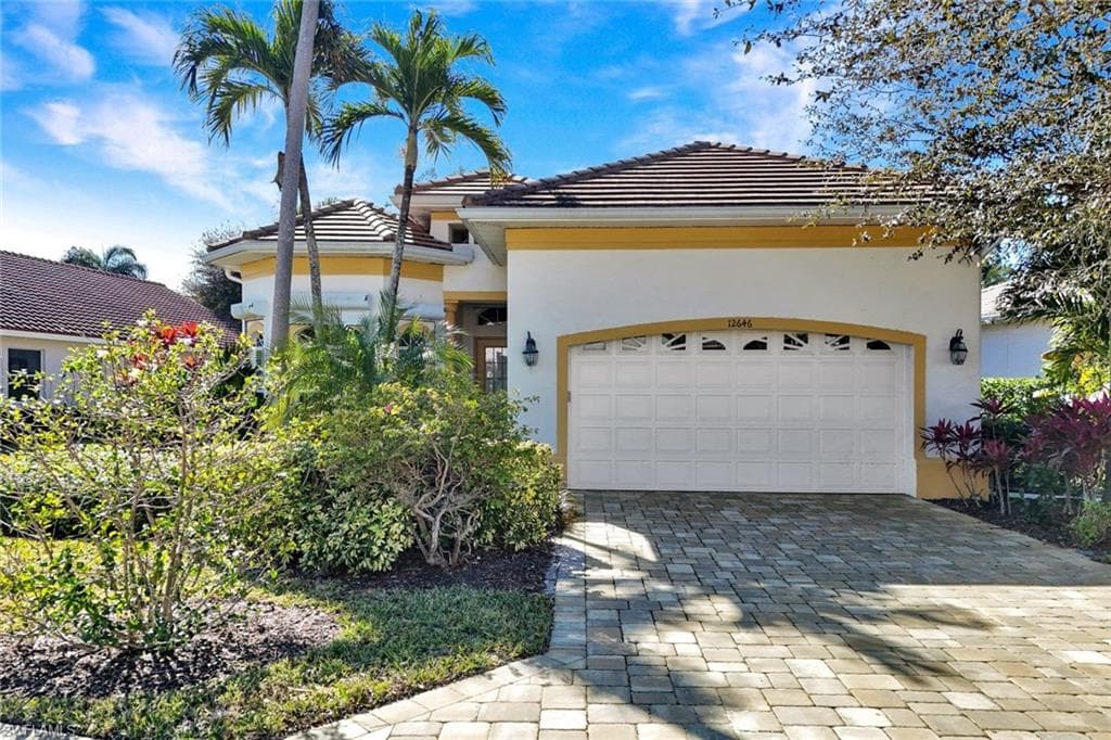 12646 Hunters Lakes CT, BONITA SPRINGS FL 34135-32