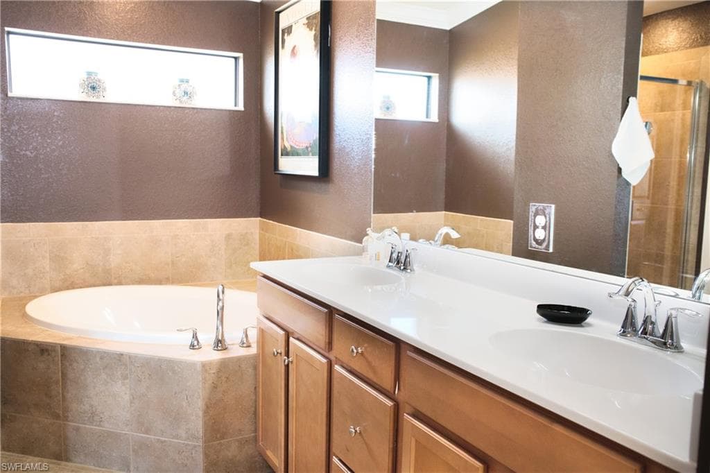 13730 Julias WAY 726-36
