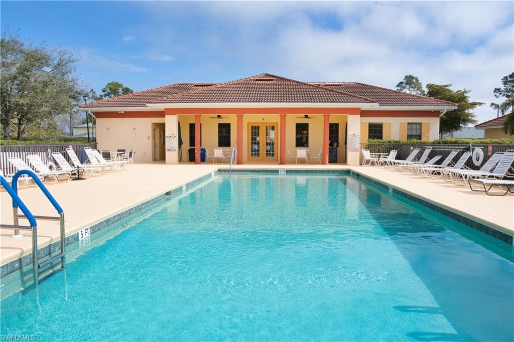 13730 Julias WAY 726-3