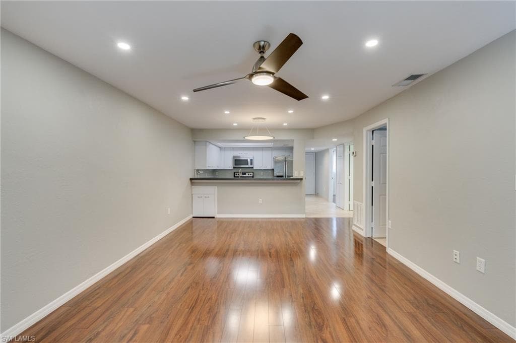 2370 Naples Trace CIR # 6, NAPLES FL 34109-1