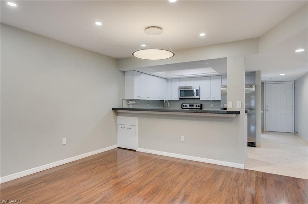 2370 Naples Trace CIR # 6, NAPLES FL 34109-3