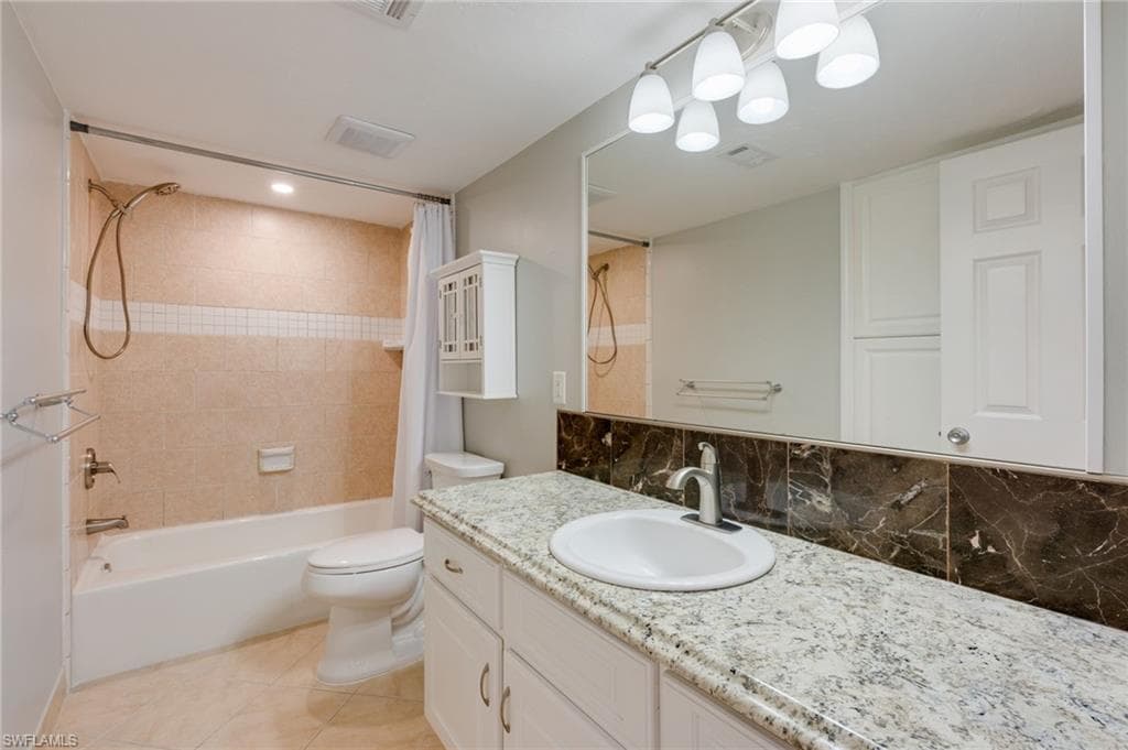 2370 Naples Trace CIR # 6, NAPLES FL 34109-20