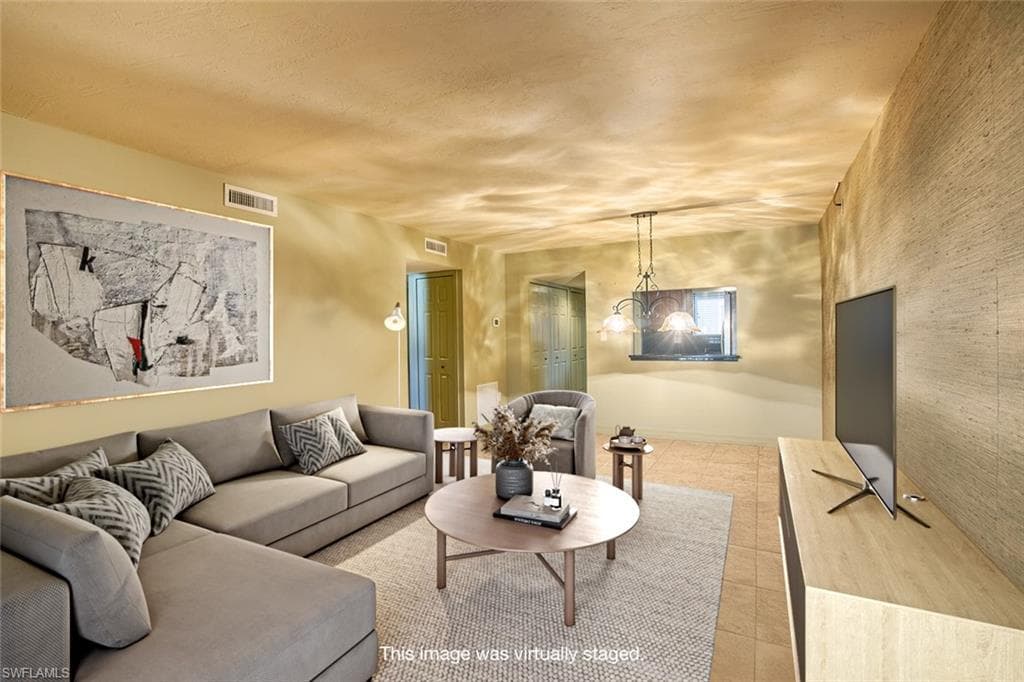 2121 Collier AVE E # 316, FORT MYERS FL 33901-4