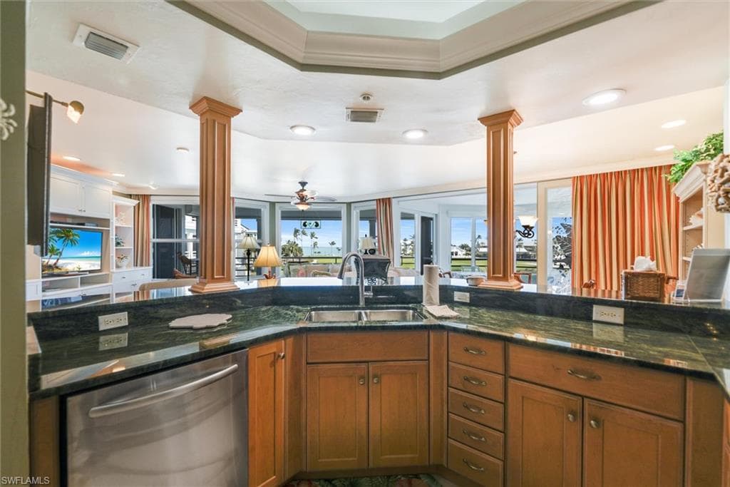 1656 Lands End Vlg, CAPTIVA FL 33924-5