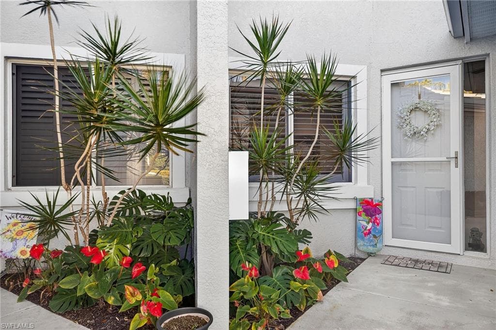 8496 Southbridge DR # 4, ESTERO FL 33967-1