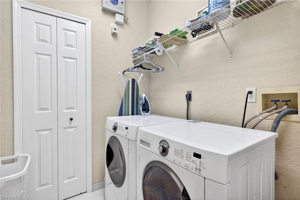 8496 Southbridge DR # 4, ESTERO FL 33967-25