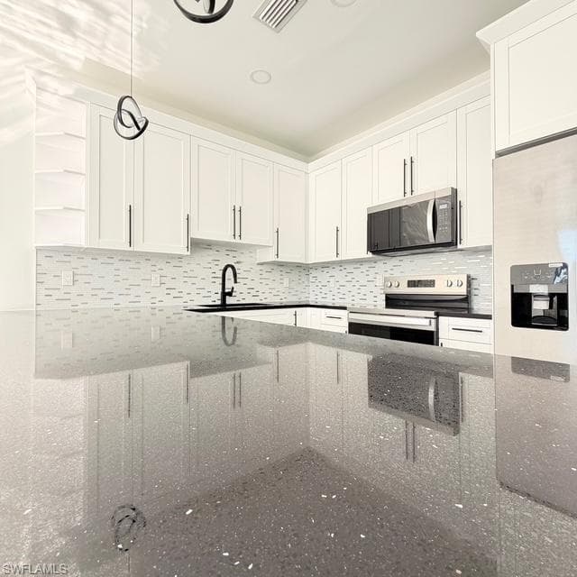 209-211 W 12th ST, LEHIGH ACRES FL 33972-11