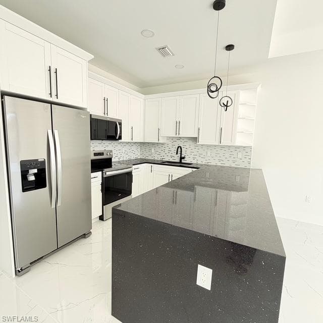 209-211 W 12th ST, LEHIGH ACRES FL 33972-31