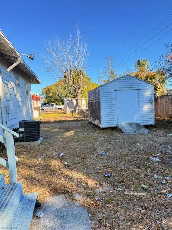 3316 Armstrong CT, FORT MYERS FL 33916-14