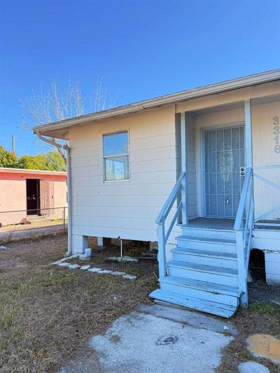 3316 Armstrong CT, FORT MYERS FL 33916-3