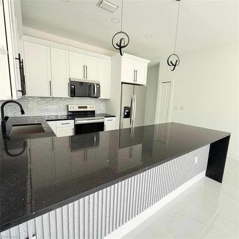 213-215 W 12th ST, LEHIGH ACRES FL 33972-28