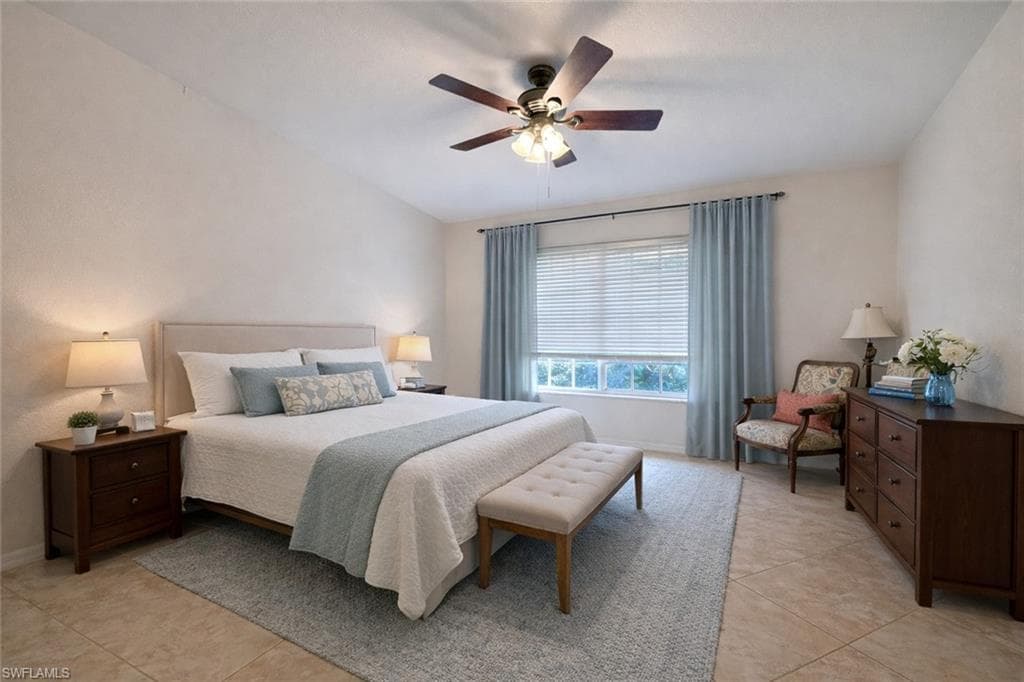 20257 Royal Villagio CT 203-12