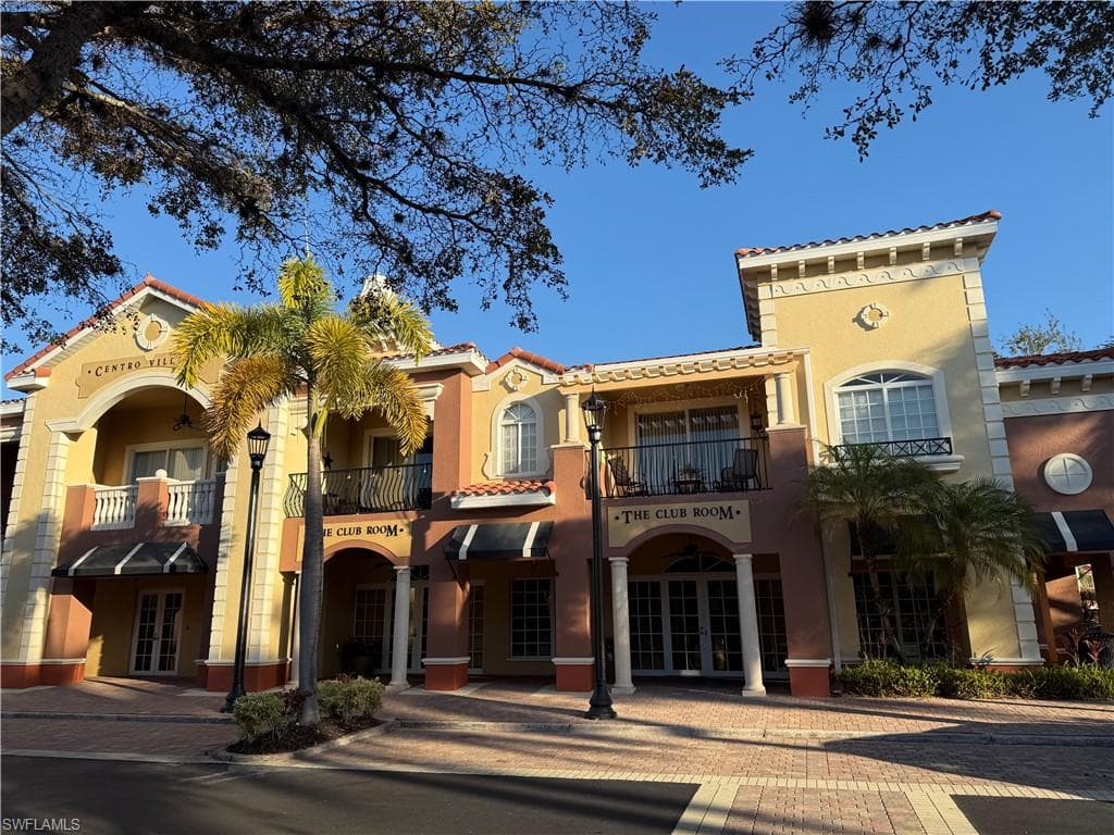 20257 Royal Villagio CT 203-14