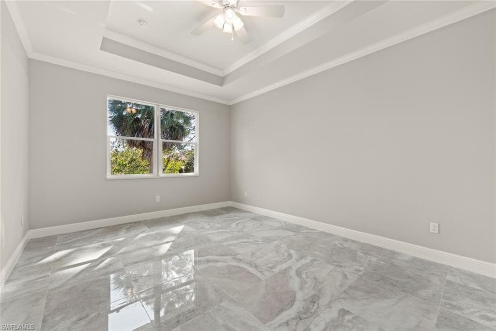 897 Iris DR, NORTH FORT MYERS FL 33903-25