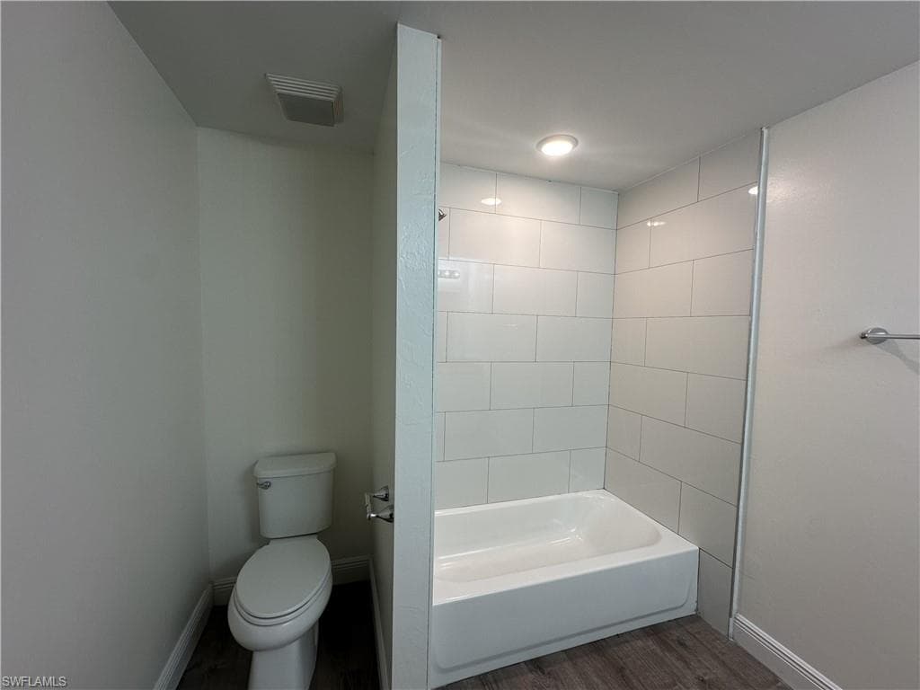 136 Francis AVE, FORT MYERS FL 33916-5