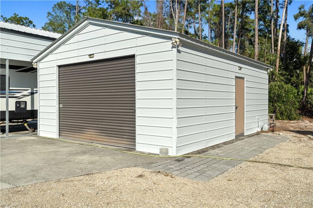 25211 Pinson DR-47