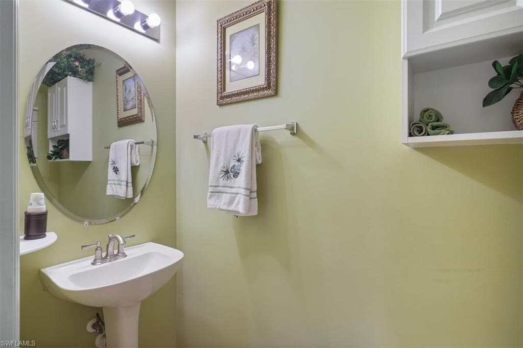 3357 Dandolo CIR, CAPE CORAL FL 33909-3
