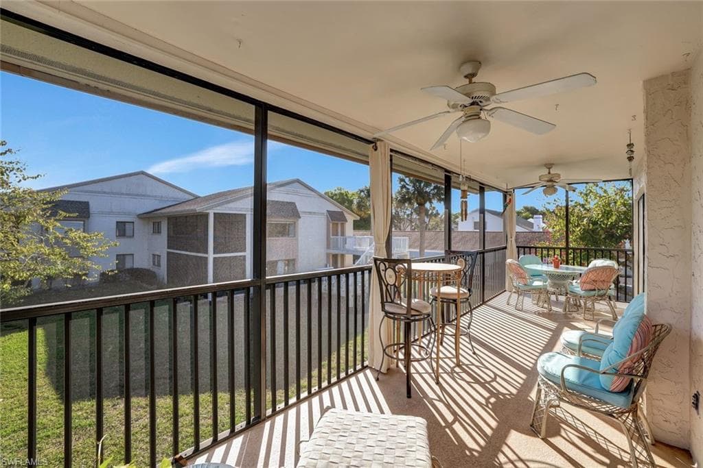 910 Vanderbilt Beach RD # 325W, NAPLES FL 34108-18