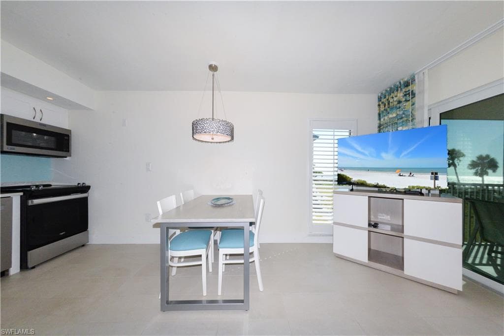 2255 W Gulf DR # 121, SANIBEL FL 33957-8