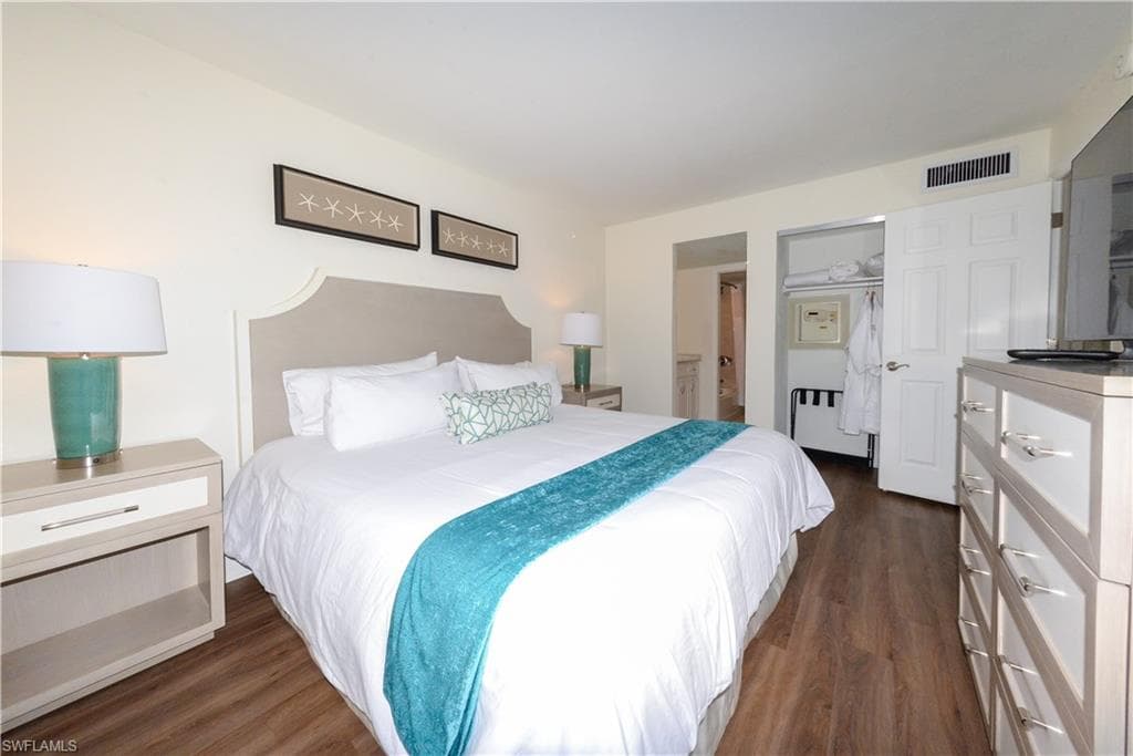 2255 W Gulf DR # 121, SANIBEL FL 33957-9