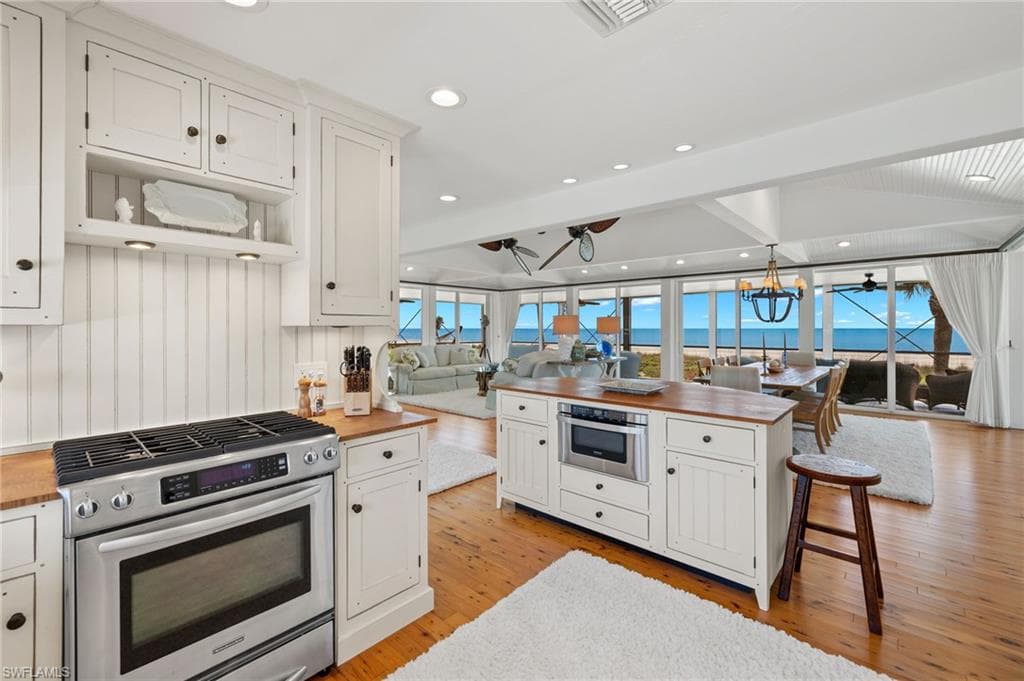 4443 Waters Edge LN-11